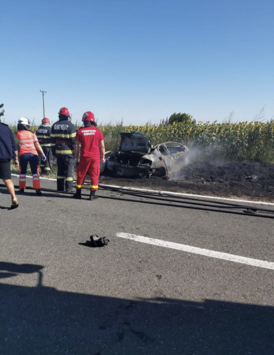 Tragedie în Teleorman! Doi șoferi au murit în urma unui accident violent. Traficul a fost blocat