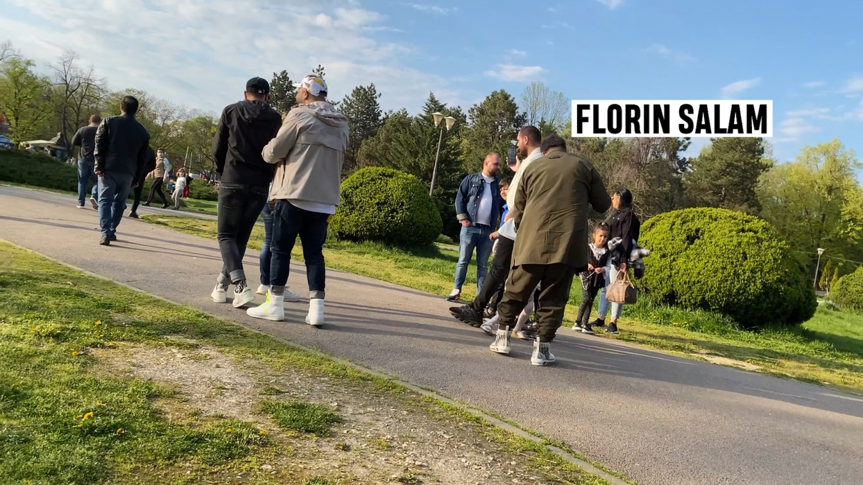 ”Majestatea Sa”, Florin Salam, a făcut baie de mulțime în Herăstrău, de Florii
