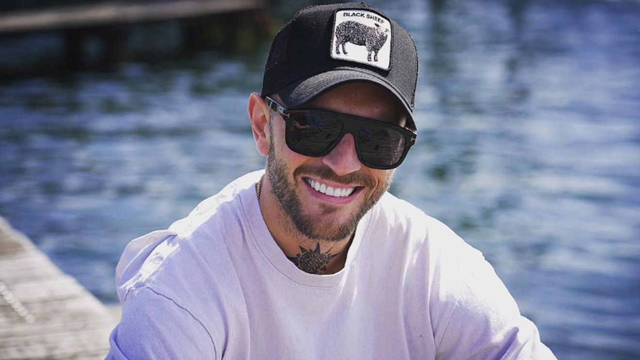 Cătălin Bordea a trecut peste divorţul de Livia şi a făcut anunţul: "Dragoste"