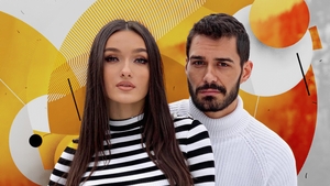Pactul dubios dintre Viviana Sposub și George Burcea. Motivul secret pentru care actorul este ținut în joc de glezne de iubita sa