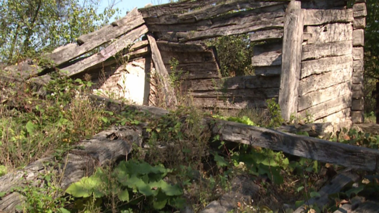 Tragedie în judeţul Suceava. Un om a murit, după ce s-a prăbuşit casa peste el