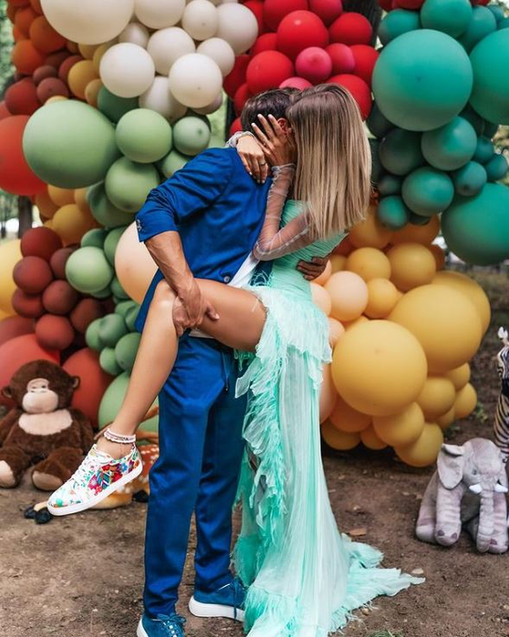 Gabriela Prisăcariu și Dani Oțil îşi măresc familia! Blondina a făcut fericitul anunţ