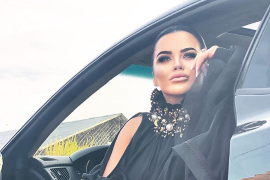 Georgeta Guțiu, mama lui Culiță Sterp, o pune la punct pe Carmen Sălciua, fosta soție a artistului. “A greșit când a lăsat casa goală și a plecat. Ce fel de iubire a fost între ei?”