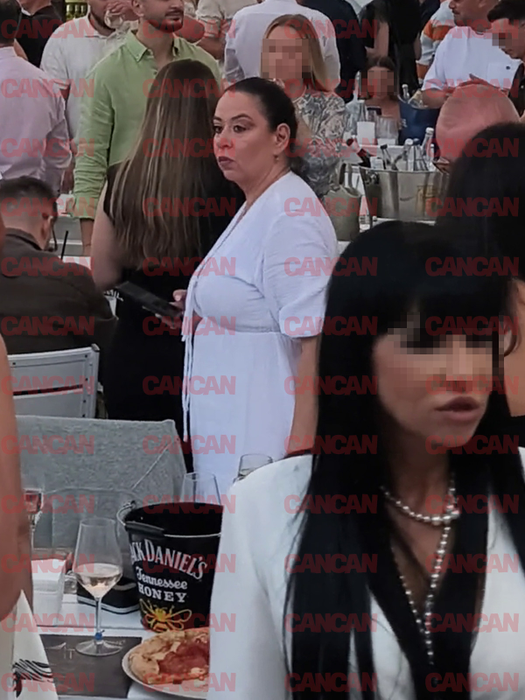 Oana Roman, petrecere până în noapte în Loft