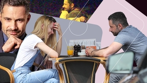 Fostul soț al cunoscutei prezentatoare TV joacă periculos! L-am fotografiat în timp ce…