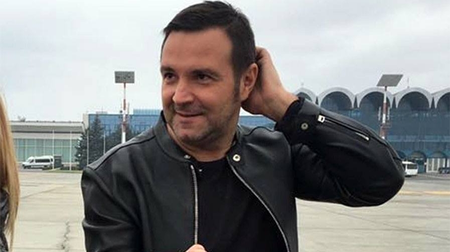 Râzi cu lacrimi! Cum a filmat Daniel Buzdugan o bătrână în Bucuresti: "Hai, mamaie, hai, mamaie!" (video)