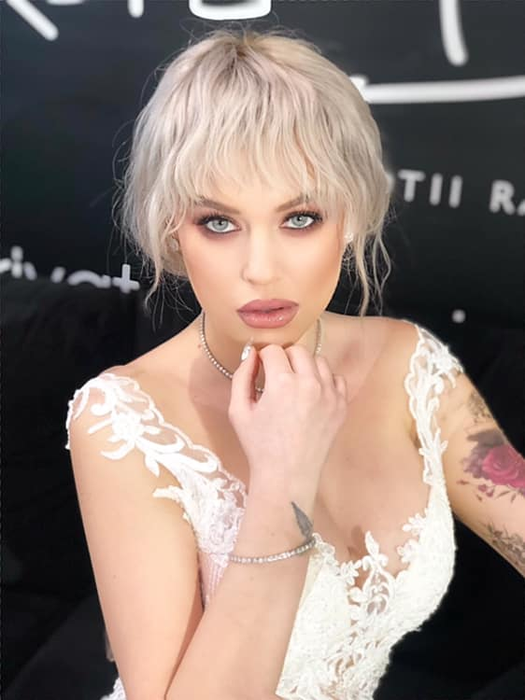 Connect-R o să turbeze! Fotografii cu Misha dezbrăcată, făcute publice astăzi