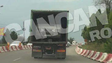 Numai in Romania mai vezi una ca asta! Ce a reusit sa inghesuie un sofer din Vrancea intr-o camioneta: Wooow! Cum a reusit?