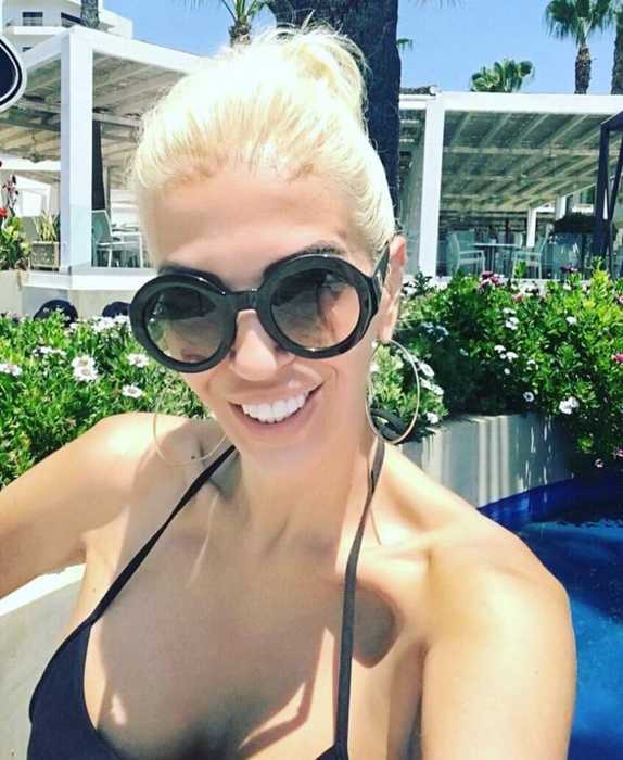 Nu face plajă pe litoralul românesc să nu o vadă românii. Șocant cum arată Raluca Bădulescu în costum de baie