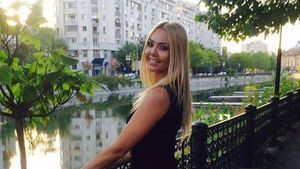 Patroana din Italia care vrea să îi doneze o parte din ficat DENISEI MANELISTA, s-a dus acasă la cântăreaţă! Ce s-a întâmplat acolo