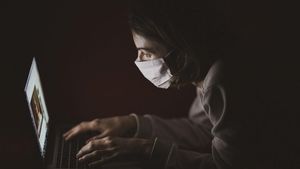 Avocatul Poporului sare în ajutorul bolnavilor de COVID-19. Indemnizaţia pentru incapacitatea de muncă trebuie să fie plătită 100%