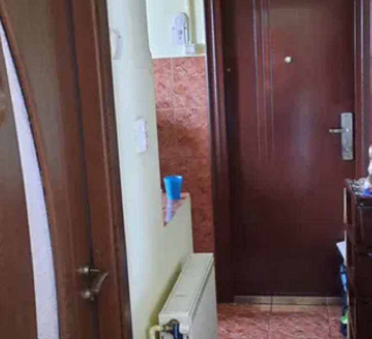 Orașul din România în care un apartament cu 2 camere costă 20.000 de euro. Se vinde mobilat și utilat