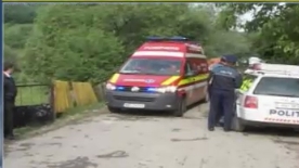 O bătrână de 82 de ani, accidentată grav de un poliţist beat! Agentul conducea maşina de serviciu