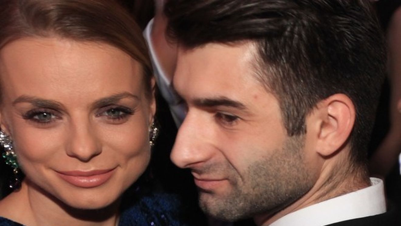 Jojo, fotografiată de Paul Ipate în ultimele zile de gravidie! Cum arată actriţa cu câteva zile înainte de a naşte