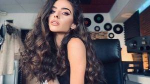 Idila ascunsă de la Survivor România! Mellina s-ar iubi cu fratele celebru al unui alt concurent din competiție. Cine este cel care o așteaptă acasă
