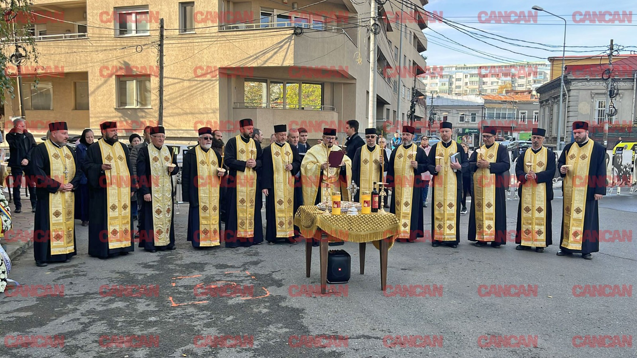 Slujbă de pomenire a victimelor Colectiv, la 10 ani de la tragedie. Nicușor Dan a depus o coroană de flori și a transmis un mesaj