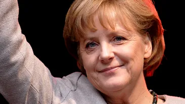 Cancelarul german Angela Merkel a cazut si s-a ranit la schi, in timpul vacantei de Craciun! A suferit un SOC!