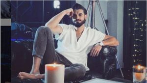 De ce nu au mers relațiile de iubire pe care le-a avut Burlacul. Andi Constantin: "Atunci aveam tot, dar..."