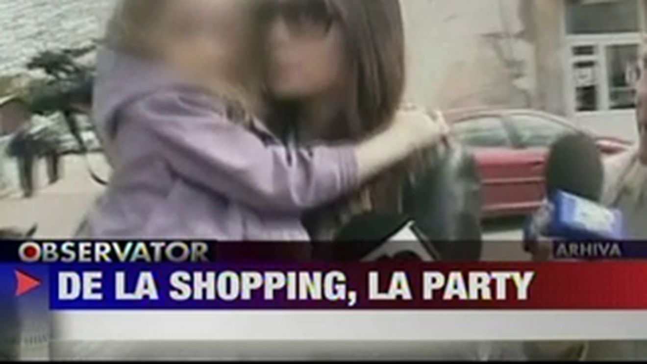 VIDEO Monica Gabor si-a incurcat prioritatile venirii in tara! Fiica ei ocupa ultimul loc: "Primul motiv pentru care am venit este ca pe data de 20 decembrie va avea loc un eveniment caritabil"