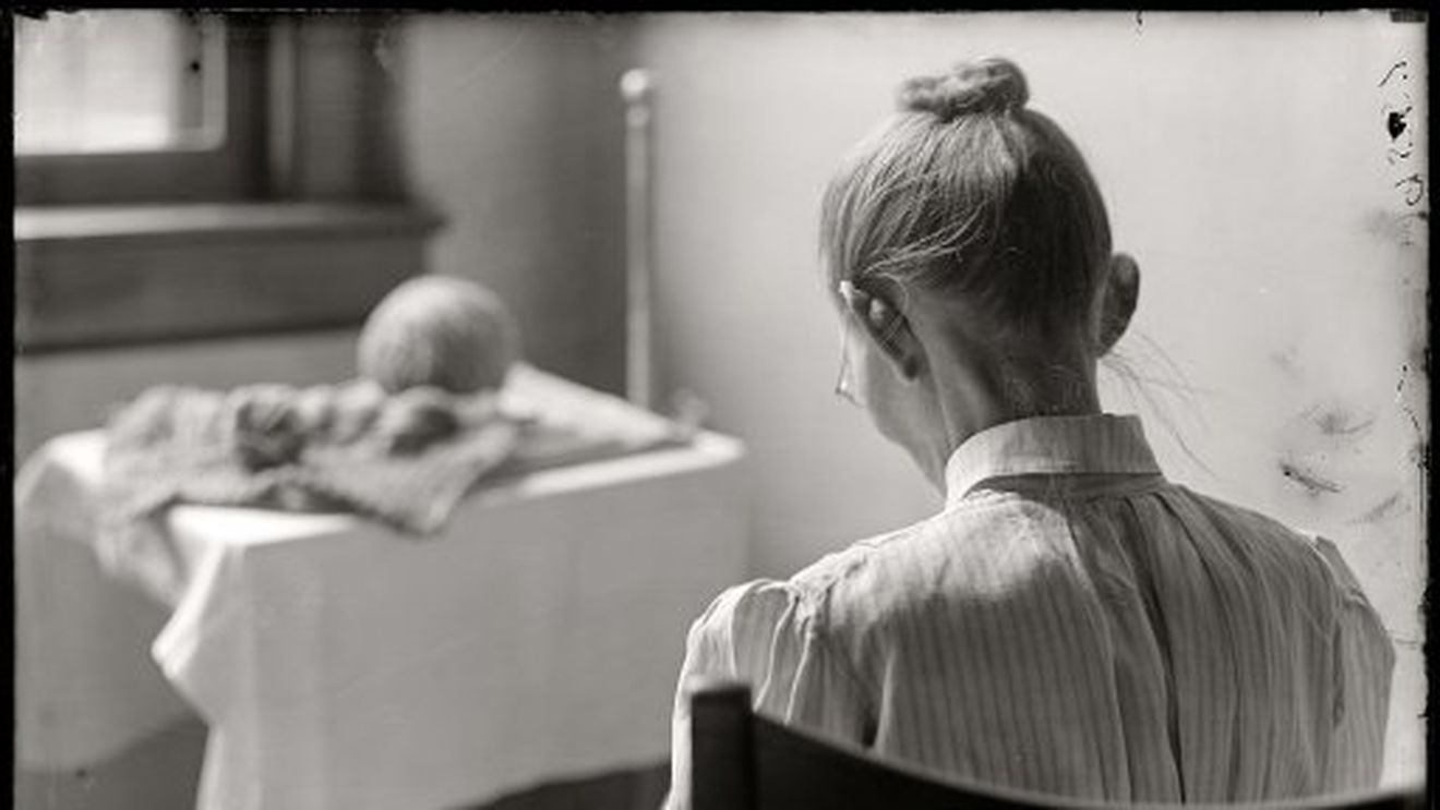 SOCANT! Cum arata femeia care are 40 de PERSONALITATI. Autoritatile s-au chinuit zile in sir sa afle CINE este cu adevarat