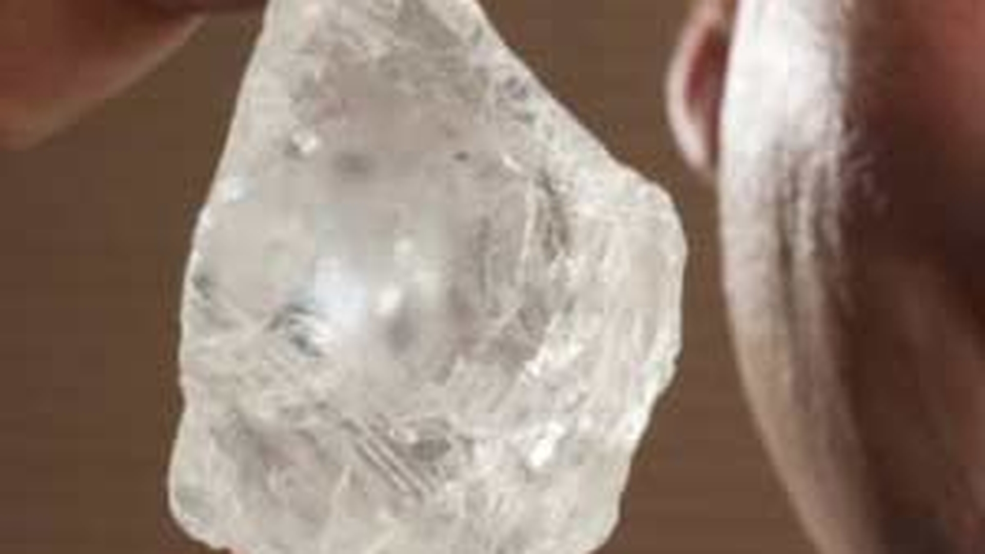 Diamant, vandut cu 35,3 milioane de dolari