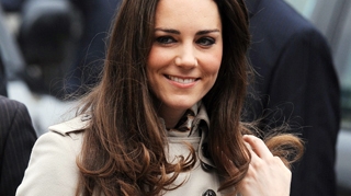 Kate Middleton da tonul in moda pensatului! Tot mai multe femei vor sa aiba sprancene identice cu cele ale Ducesei de Cambridge
