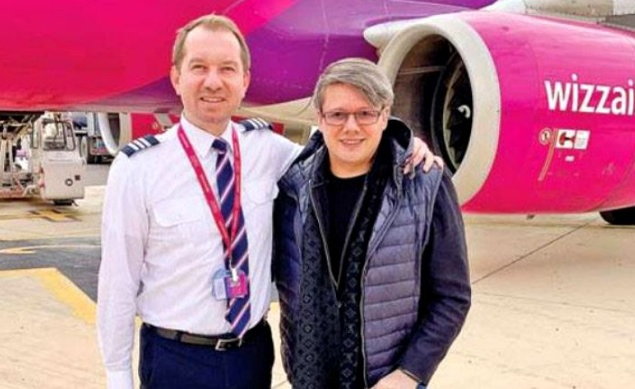 Mihai Sturzu de la HI-Q s-a lăsat de muzică și a devenit pilot: ”Mi-a zis cineva că sunt pilot mai bun decât eram cântăreţ”