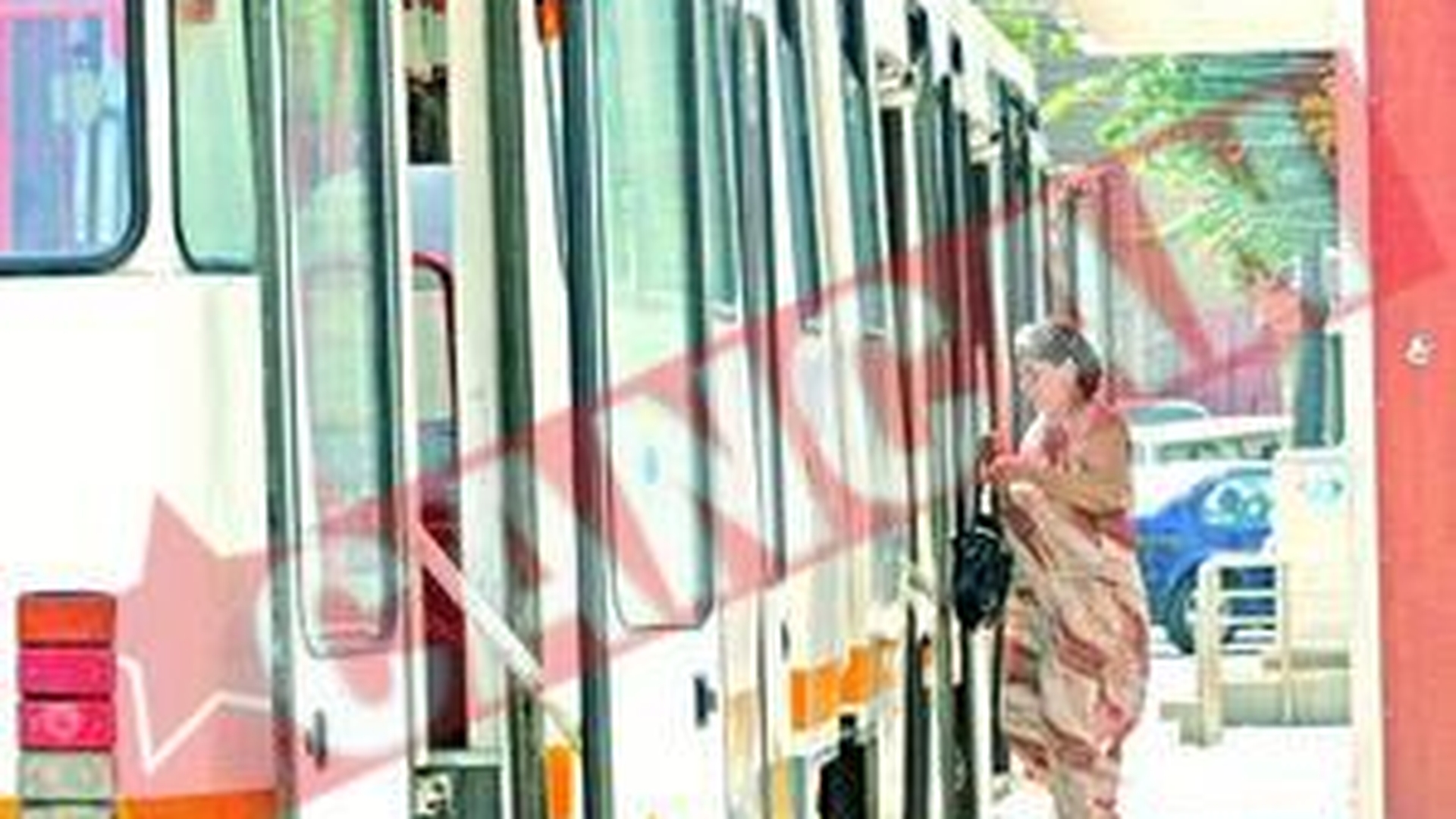 S-a reluat circulatia tramvaiului 11