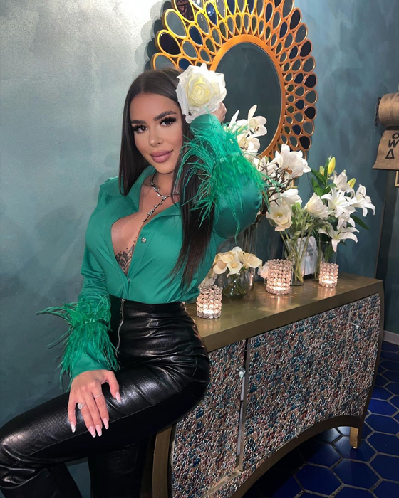 Claudia știe cum să atragă atenția oricui (Foto: Instagram)