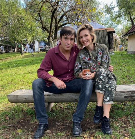 Adela Popescu, însărcinată cu al treilea copil. Vedeta e în culmea fericirii: "Ne împlinește viața de familie"
