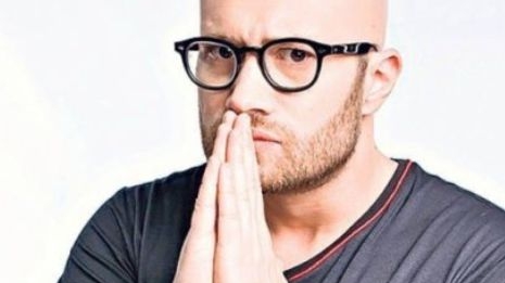 Mihai Bendeac, gest obscen pe melodia lui Dani Mocanu! Ce face actorul în izolare în Săptămâna Mare? VIDEO