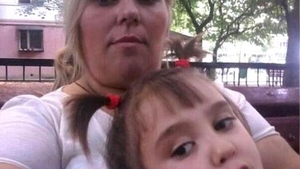 O mamă și fiica ei riscă să ajungă în stradă, în plină pandemie COVID-19. Înglodată în datorii, Maria Vintilă cere ajutorul oamenilor: “Sunt disperată! Îi rog pe toți...”