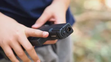 Un copil de 9 ani din SUA, suspectul principal al unei crime. Ar fi ucis un membru al familiei