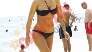 Gina Pistol si Marina Dina au facut furori pe plaja in 2010