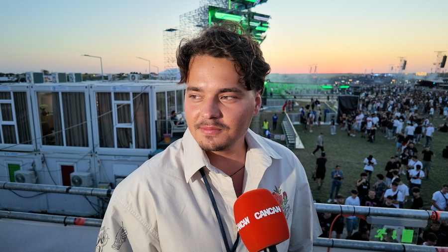 Selly, primele impresii din culisele festivalului Beach, Please 2026