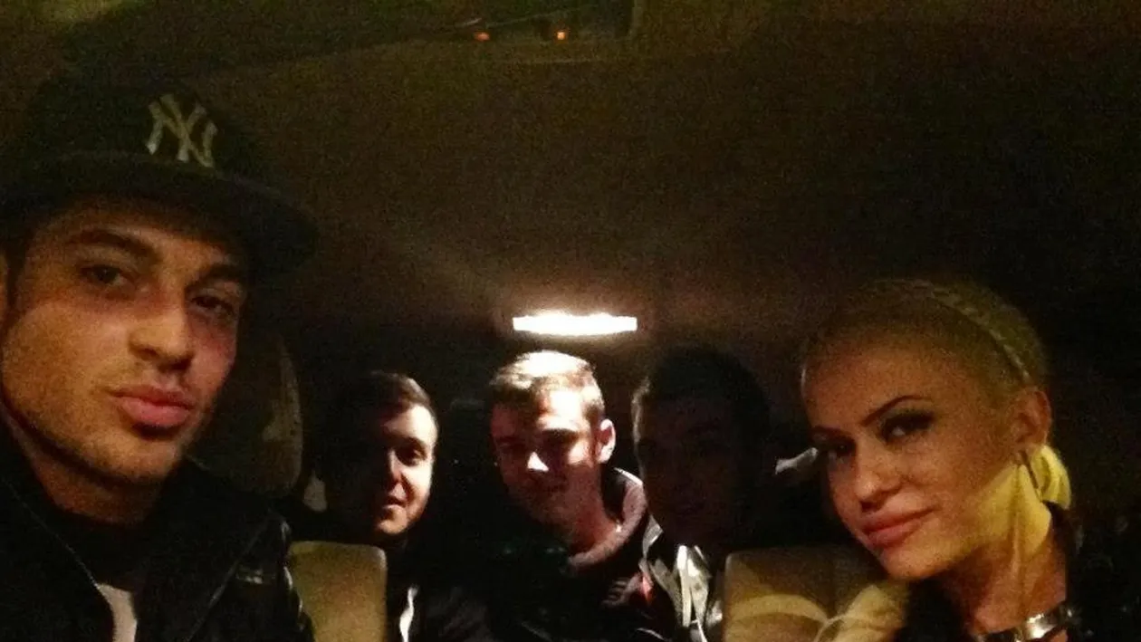 Anda Adam e îndrăgostită lulea! Îi ia apărarea iubitului de 19 ani pe Facebook: Nu vă mai luati de băiatul meu