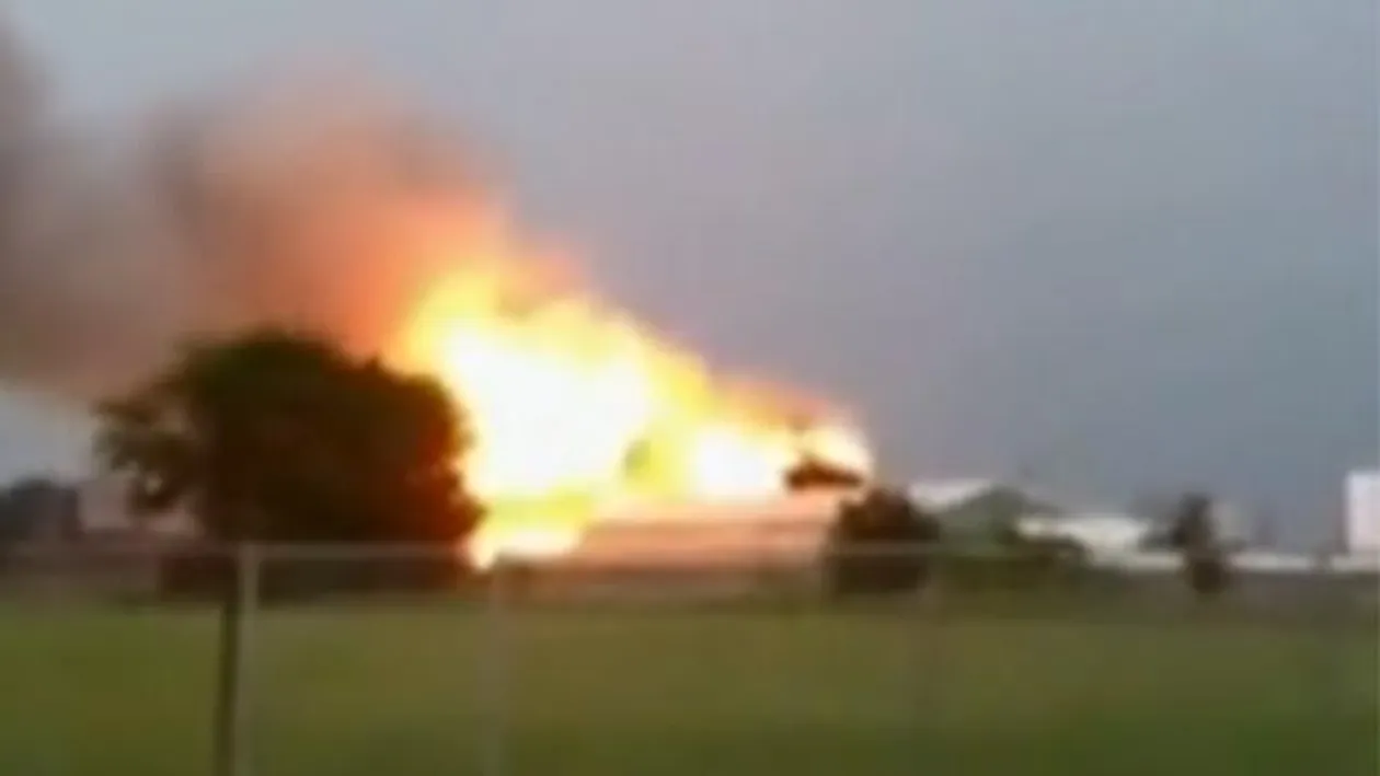 EXPLOZIE la o FABRICĂ din Texas! Cel puţin 60 de persoane au murit, iar alte sute au fost rănite