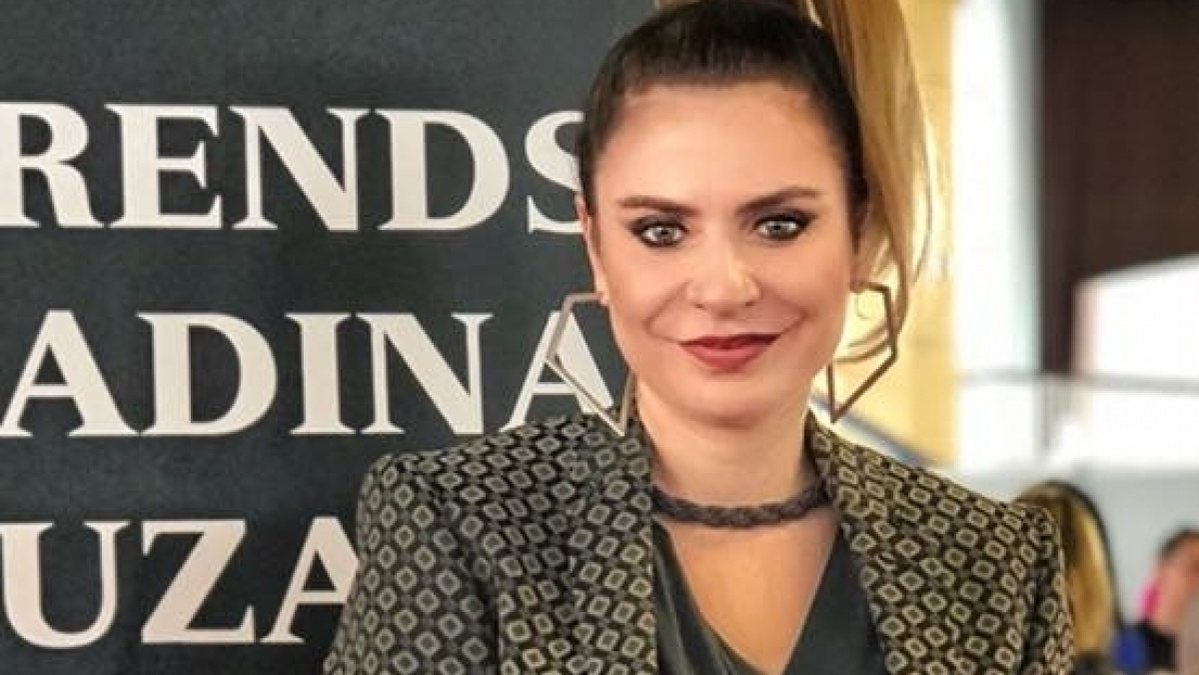 Apelul făcut de Adina Buzatu către români: ”Luni 30.03, ora 20:00, hai pe balcon să…”