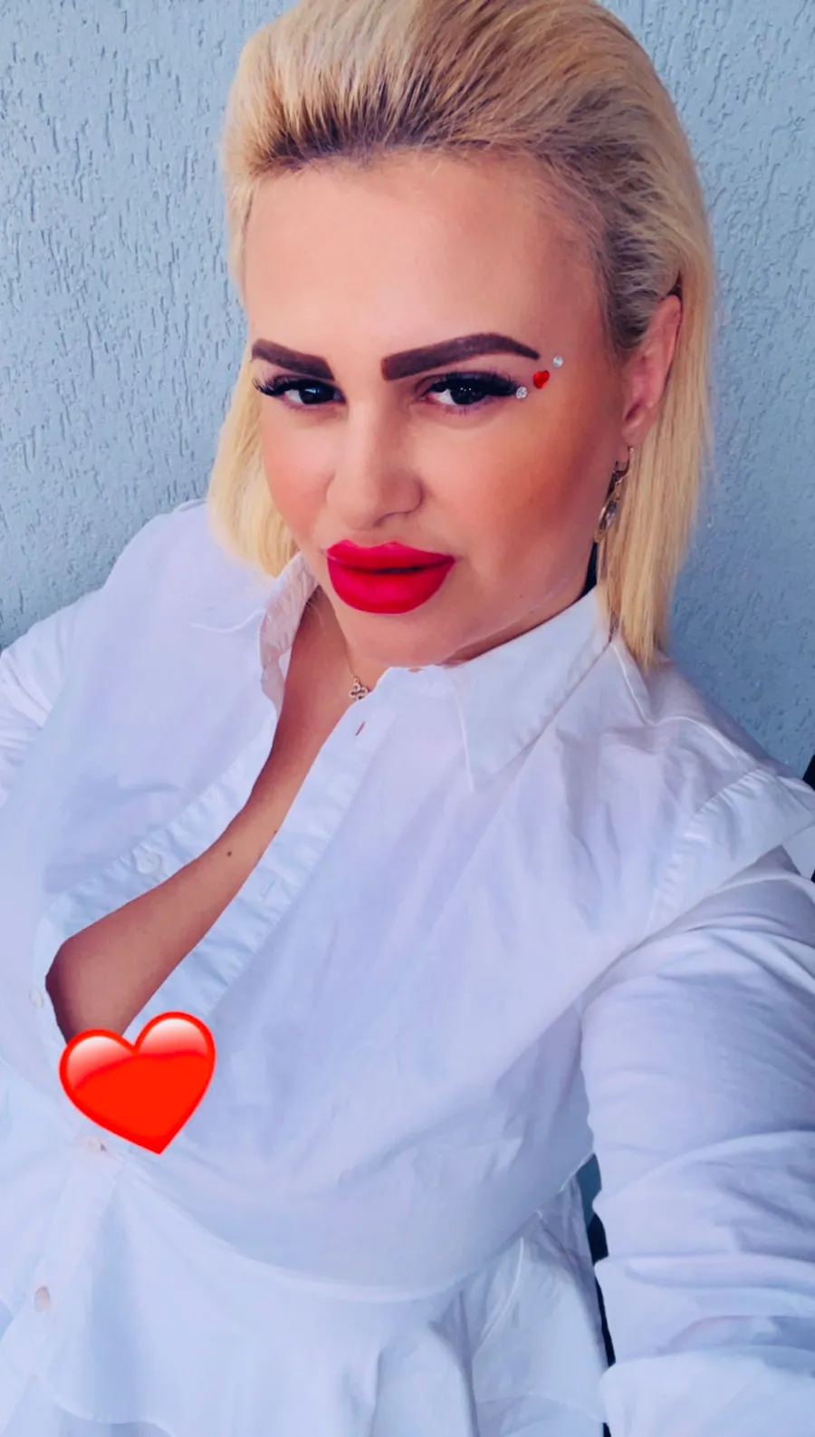 Daiana Duțu, supranumită ”eleva porno”, s-a întâlnit cu Zanni, la patru ani distanță de la mesajele siropoase