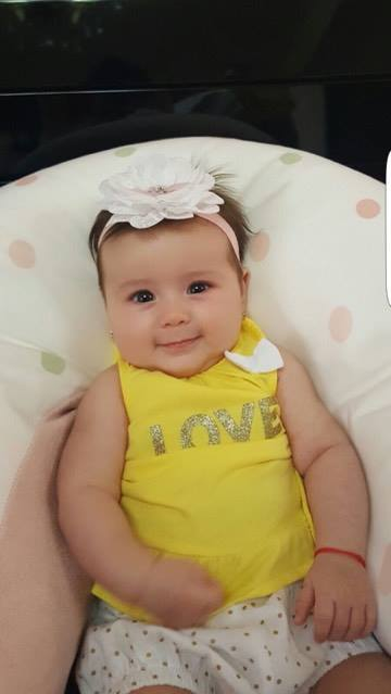 Iulia şi Christian Sabbagh se pregătesc de botezul micuţei Anais. Unde va avea loc evenimentul