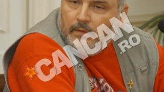 Eugen Cristea a slabit zece kilograme fara prea mult efort. Vezi aici trucurile lui nebanuite: "Eu nu merg la sala ca parasutele din showbizz!"