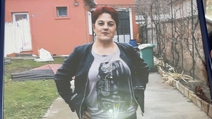 Românca ucisă în Serbia a fost adusă acasă! Rudele femeii sunt revoltate. „Copie fidelă a cazului de la Caracal!”
