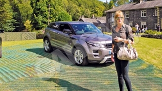 Roxana Ciuhulescu, singurul jurnalist roman prezent la lansarea Range Rover Evoque