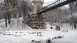 (P) Craiova sub asediul vremii capricioase! Ninsoare, ceață și temperaturi schimbătoare dau planurile peste cap