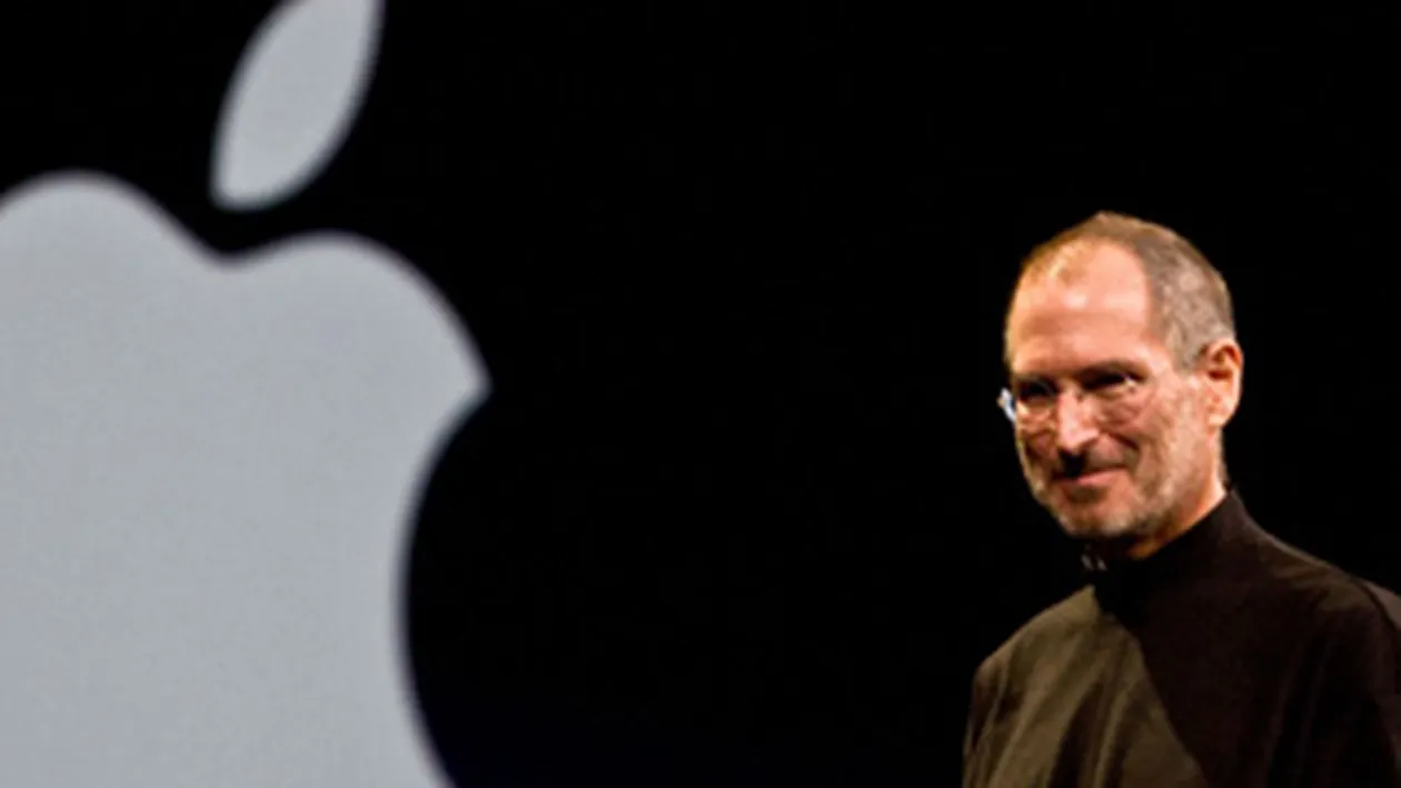 Steve Jobs lanseaza acum iPhone 4G