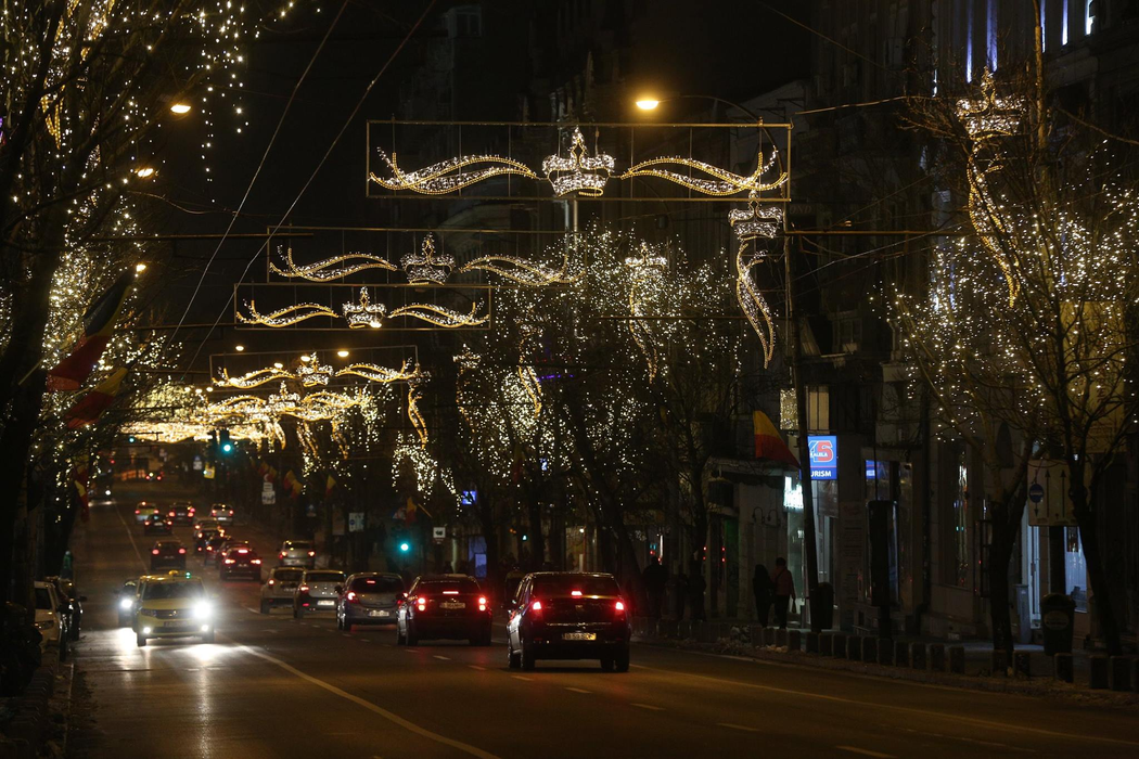 Milioane de lumini colorează Bucureștiul