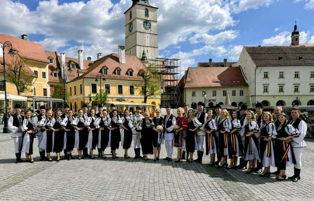 Nuntă în lumea muzicii populare! Fiica lui Ionuț Fulea a făcut pasul cel mare