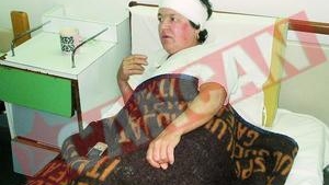 I-a indesat telecomanda pe gat!