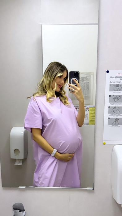 Emily Burghelea a devenit mamă a doua oară! Băiețelul a primit nota 10: „Ce trăim acum este magic!”