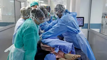 Bilanțul negru al deceselor cauzate de COVID-19. 134 de români infectați au murit, de la ultima informare